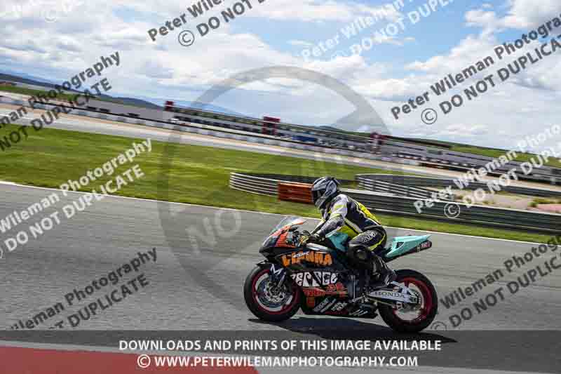 cadwell no limits trackday;cadwell park;cadwell park photographs;cadwell trackday photographs;enduro digital images;event digital images;eventdigitalimages;navarra;no limits trackdays;peter wileman photography;racing digital images;trackday digital images;trackday photos